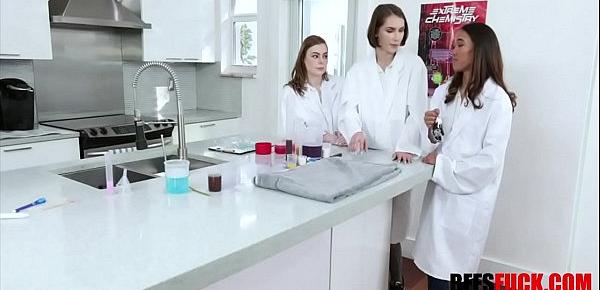  Sexual Chemistry With Teen BFFS